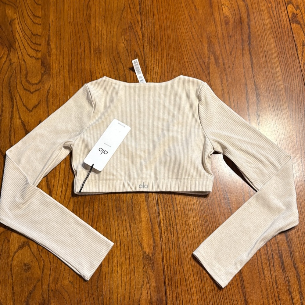 Alo Yoga Ribbed Defined Long Sleeve Bra in Oatmeal - Picture 5 of 5